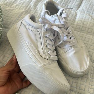 WARD LO PLATFORM SNEAKER Gently used. Recently washed them